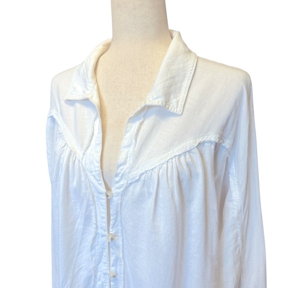 We The Free Raw Hem Oversized Button-Up Shirt Size Small #1667 - Picture 2 of 6